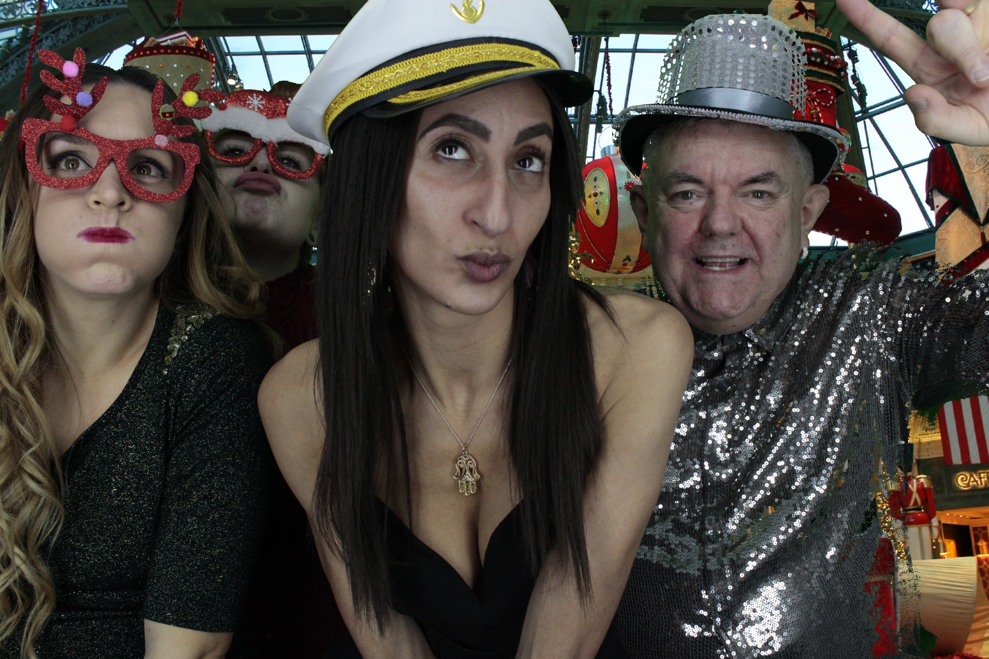 Domestic and General Christmas Party 2019 | View more photos from the event at gallery.myphotoboothexperience.co.uk/u/MyPhotoBoothExperienceLtd/Domestic-and-General-Christmas-Party-2019